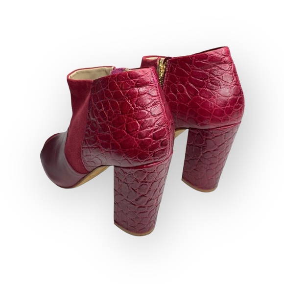 Trina Turk ❉ Los Gatos Heeled Leather + Suede Peep Toe Ankle Bootie ❉ Wine ❉ 5M - Picture 6 of 16